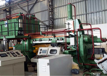  1000 T Aluminium Extrusion Press